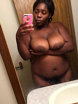 naked ebony selfshot stripping